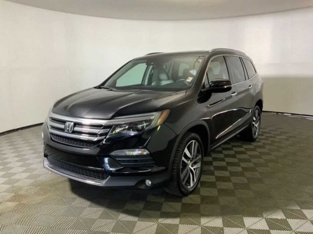 Used 2017 Honda Pilot Elite AWD