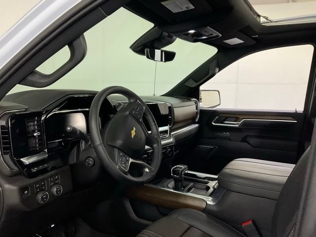2026 Chevrolet Silverado 1500 High Country - Photo 19
