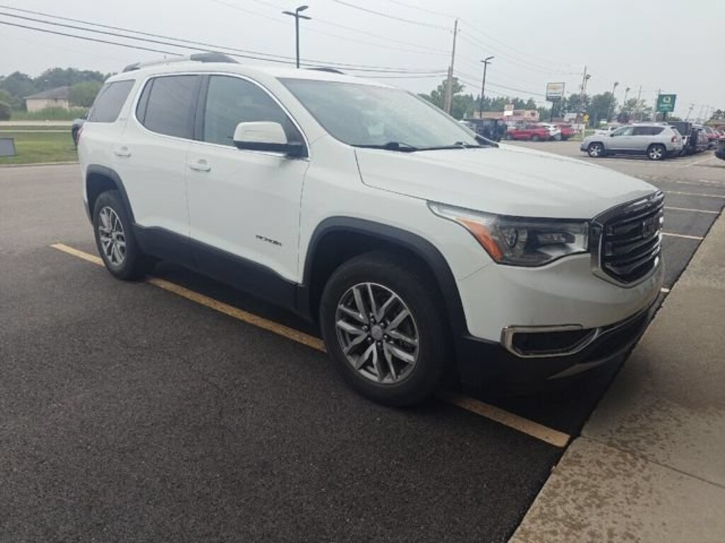 Used 2018 GMC Acadia SLE-2 SUV