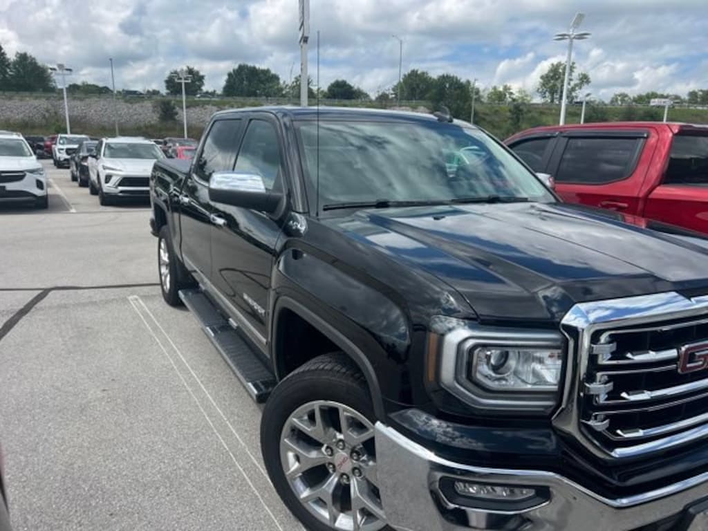 Used 2018 GMC Sierra 1500 SLT Truck