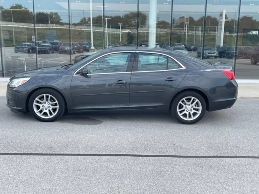 Used 2015 Chevrolet Malibu LT w/1LT Car
