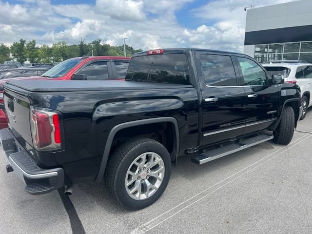 Used 2018 GMC Sierra 1500 SLT Truck