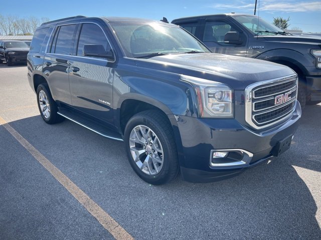2017 Gmc Yukon SLT photo 2