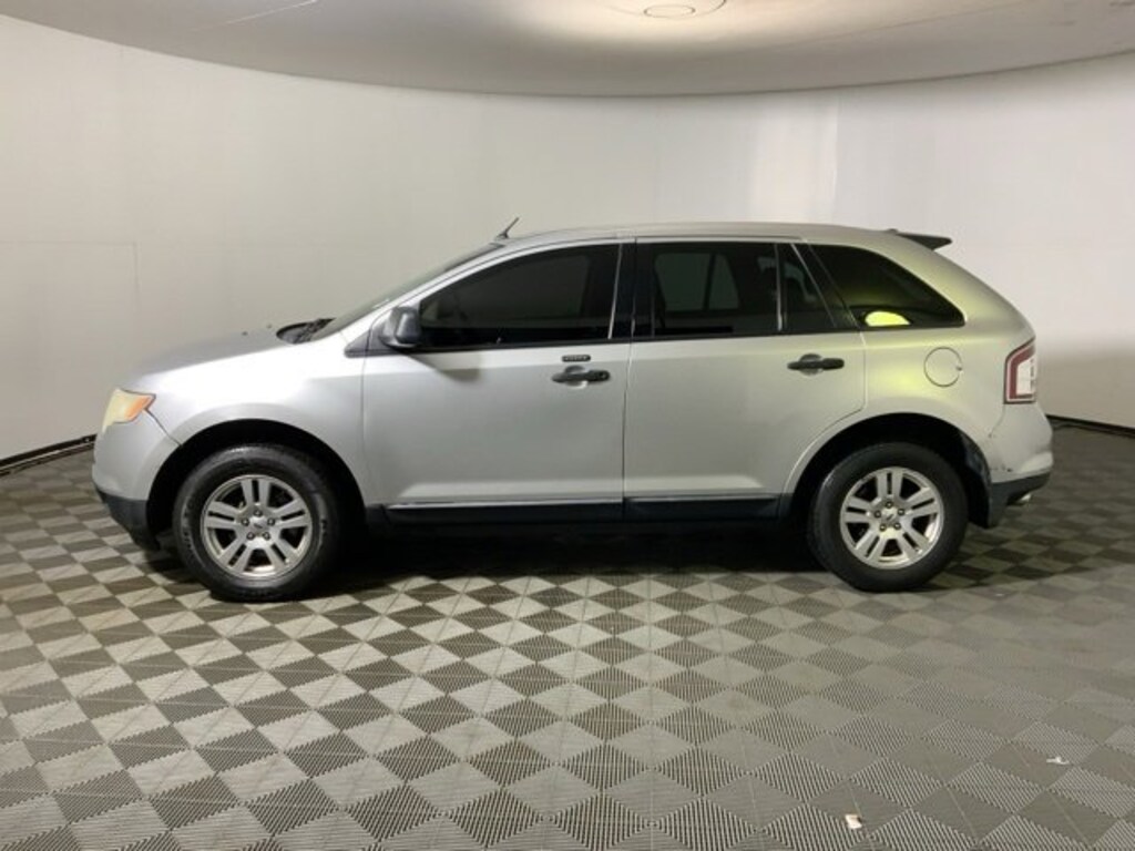 Used 2010 Ford Edge SE
