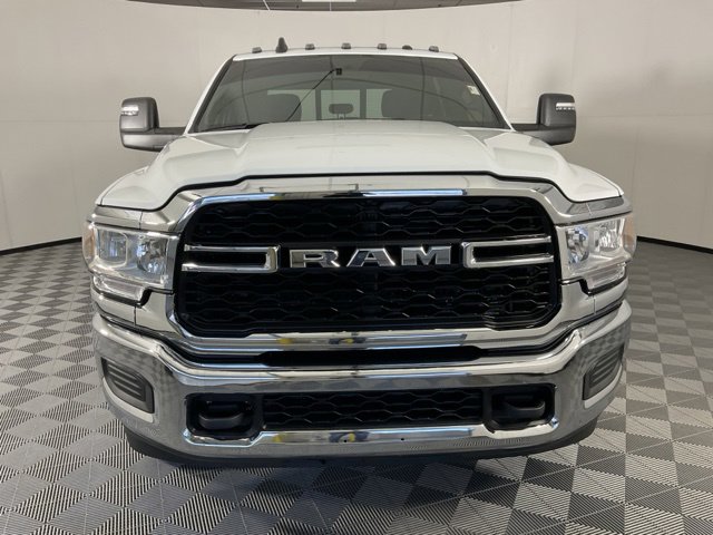 2024 Ram 3500 Tradesman photo 2