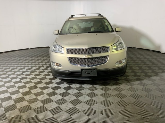 2011 Chevrolet Traverse LTZ photo 2