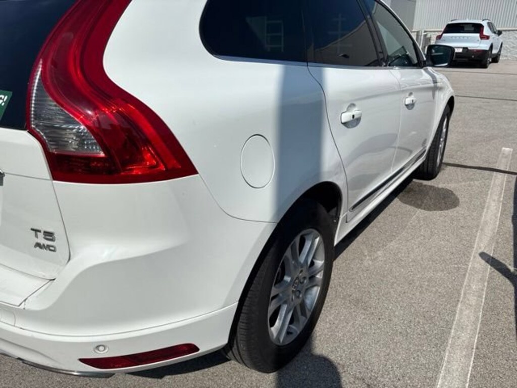 Used 2016 Volvo XC60 T5 Premier
