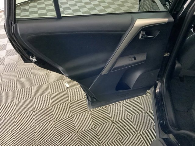 View 32