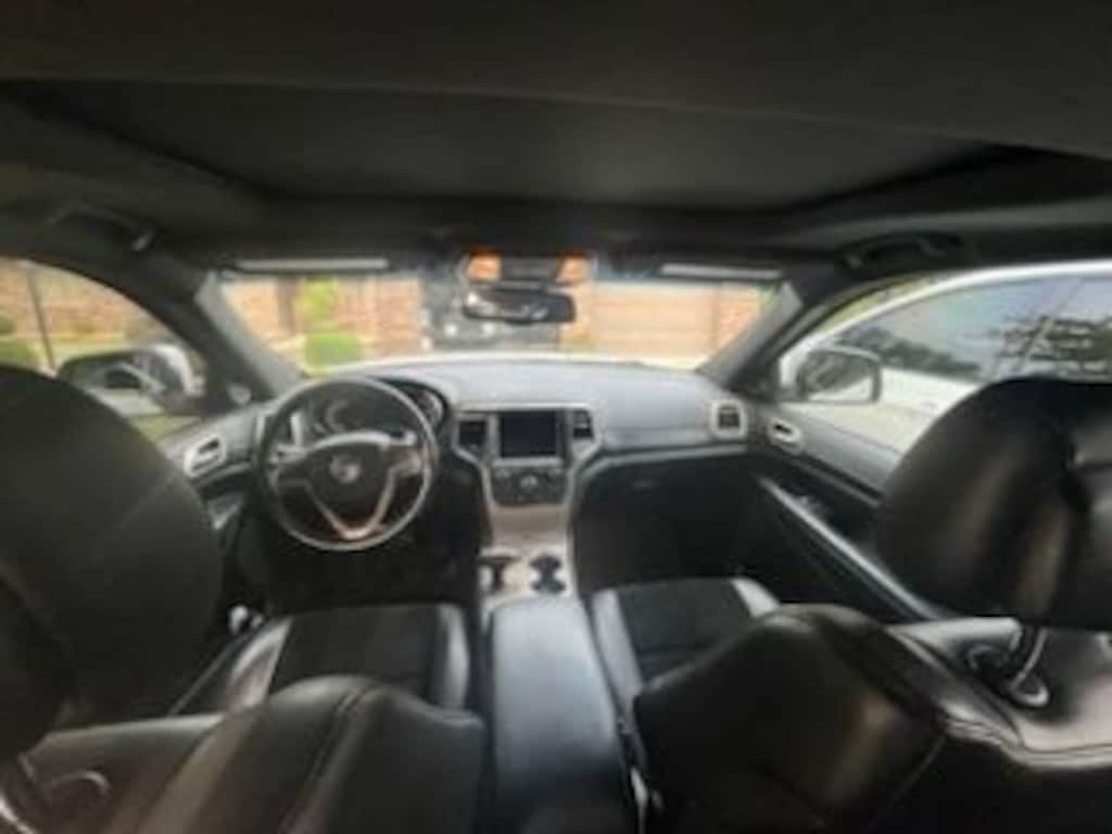Used 2015 Jeep Grand Cherokee Laredo 4x4