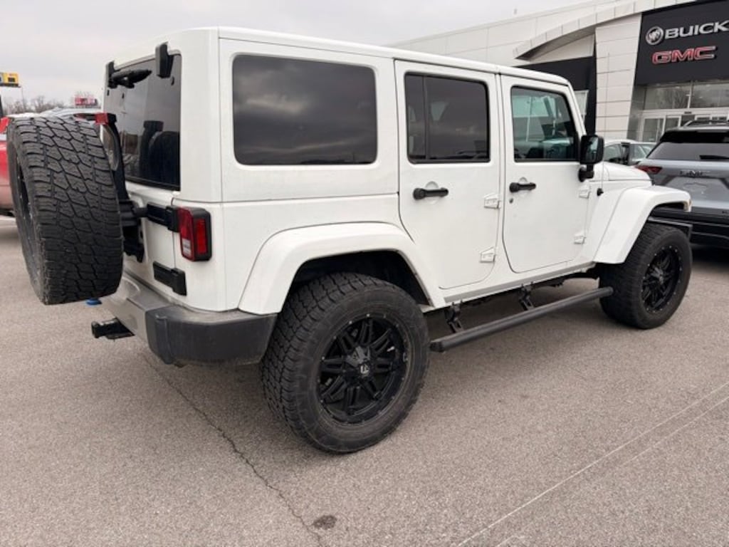 Used 2016 Jeep Wrangler Unlimited Sahara