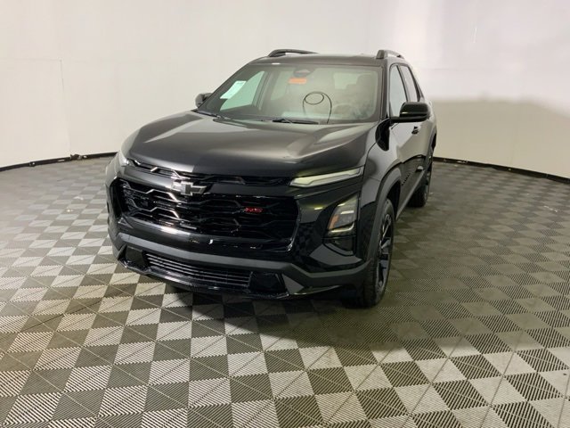 2025 Chevrolet Equinox RS photo 2