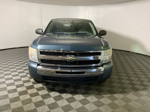 2011 Chevrolet Silverado 1500 Work Truck photo 2