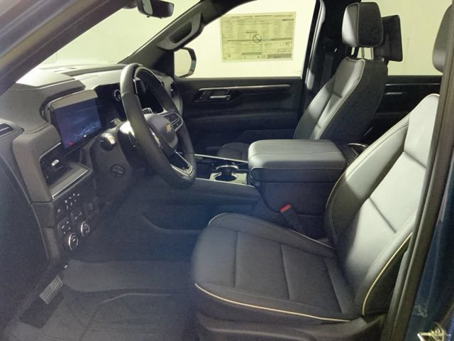 2026 Chevrolet Suburban Premier - Photo 14