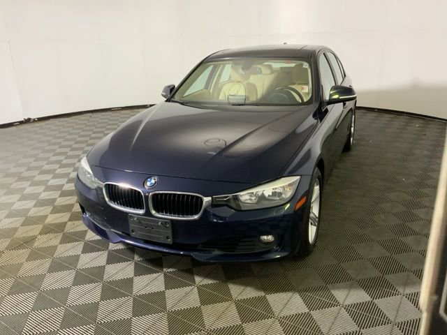 Used 2013 BMW 3 Series 328i with VIN WBA3B3C59DF532900 for sale in Decatur, IN