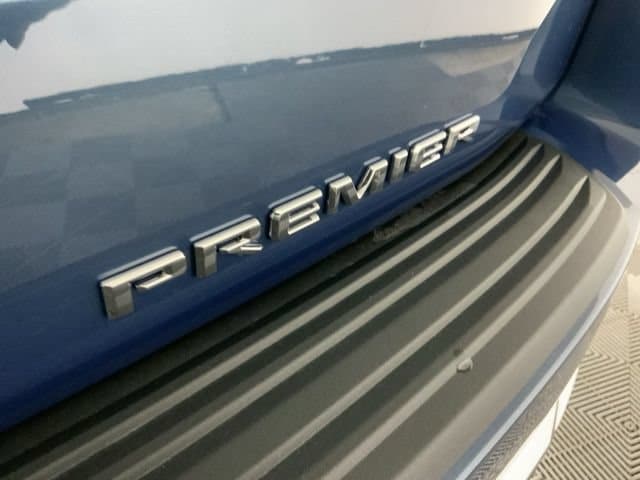 2026 Chevrolet Suburban Premier - Photo 13