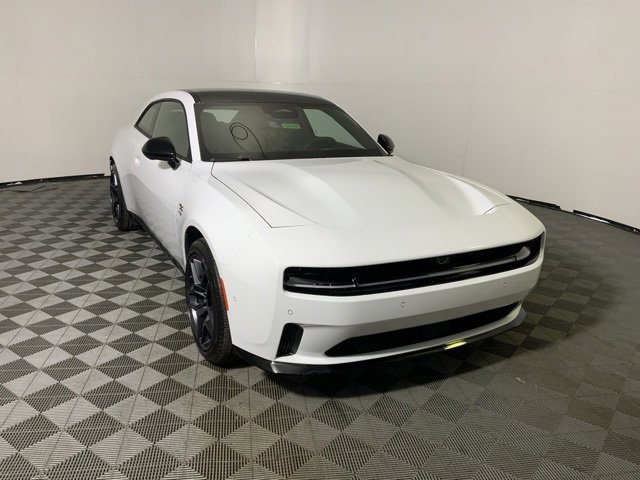 2024 Dodge Charger Daytona R/T photo 2