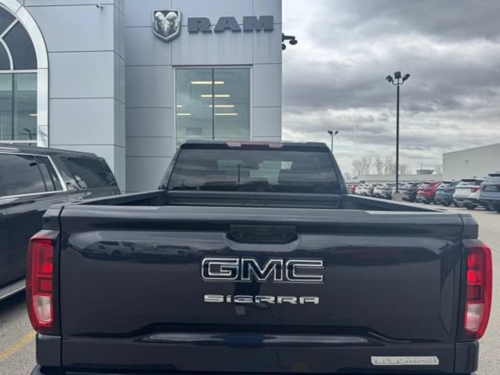 Used 2023 GMC Sierra 1500 Elevation w/3SB Truck