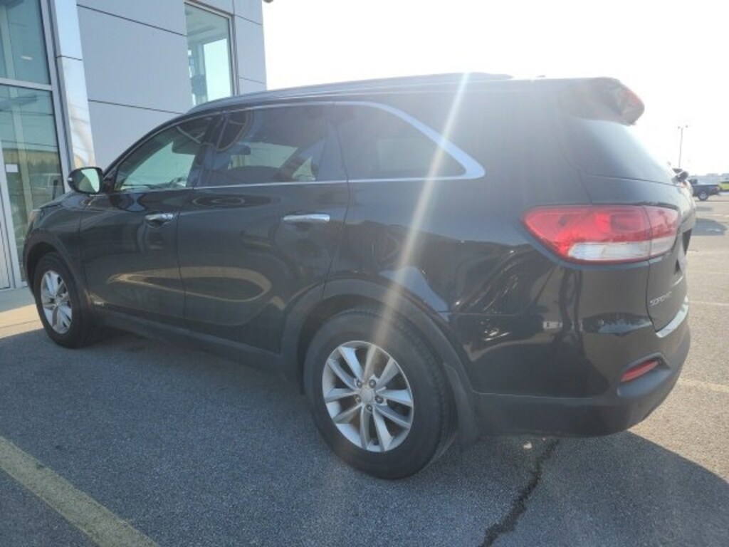 Used 2016 Kia Sorento LX