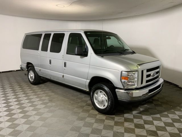 2010 Ford E-Series Econoline Wagon XLT