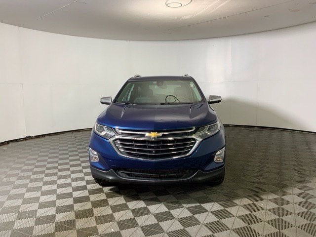 Used 2020 Chevrolet Equinox Premier with VIN 2GNAXXEV2L6263428 for sale in Decatur, IN