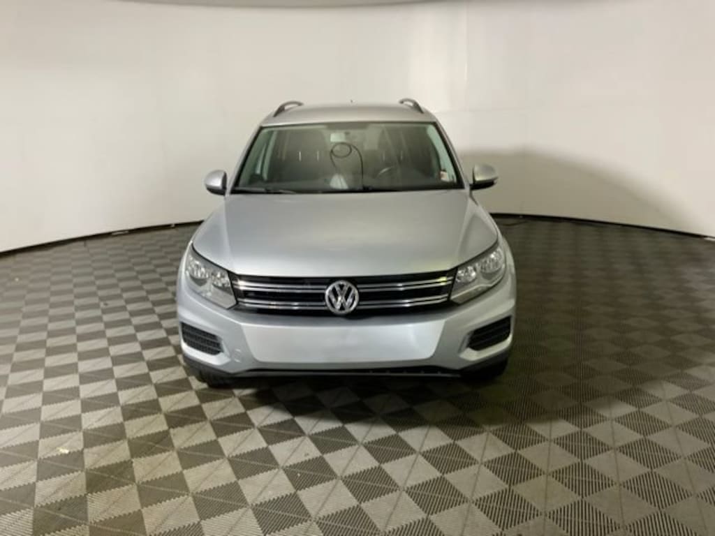 Used 2018 Volkswagen Tiguan Limited 2.0T