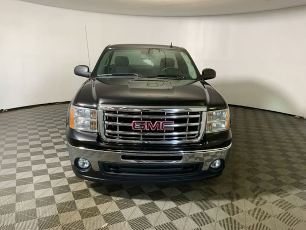 Used 2011 GMC Sierra 1500 SLE Truck