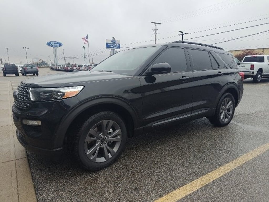 Used 2023 Ford Explorer XLT