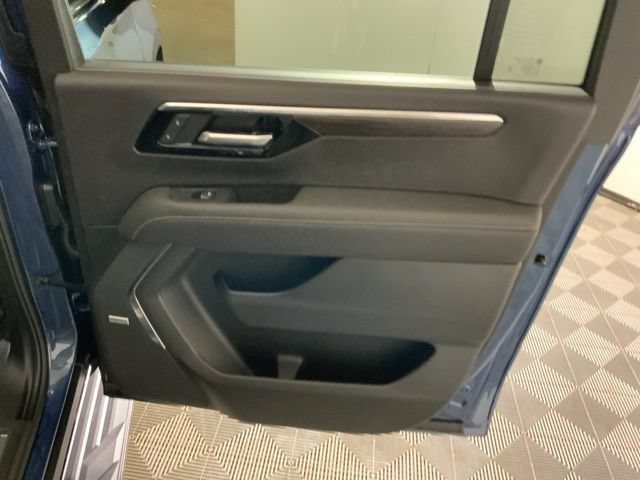 2026 Chevrolet Suburban Premier - Photo 32