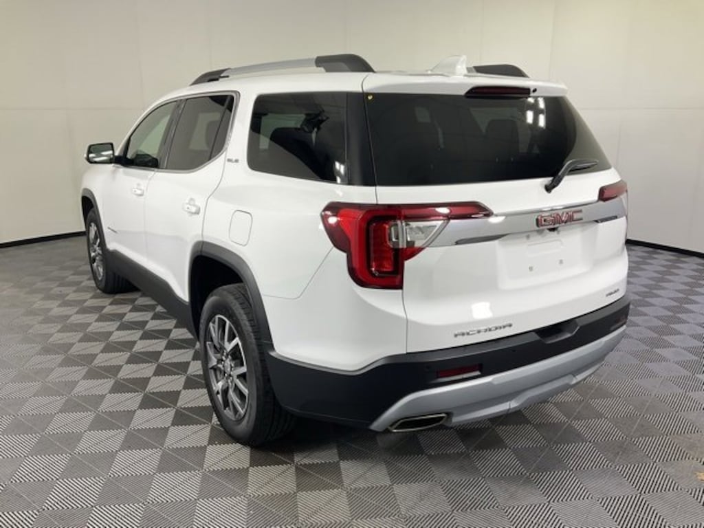 Used 2023 GMC Acadia SLE SUV