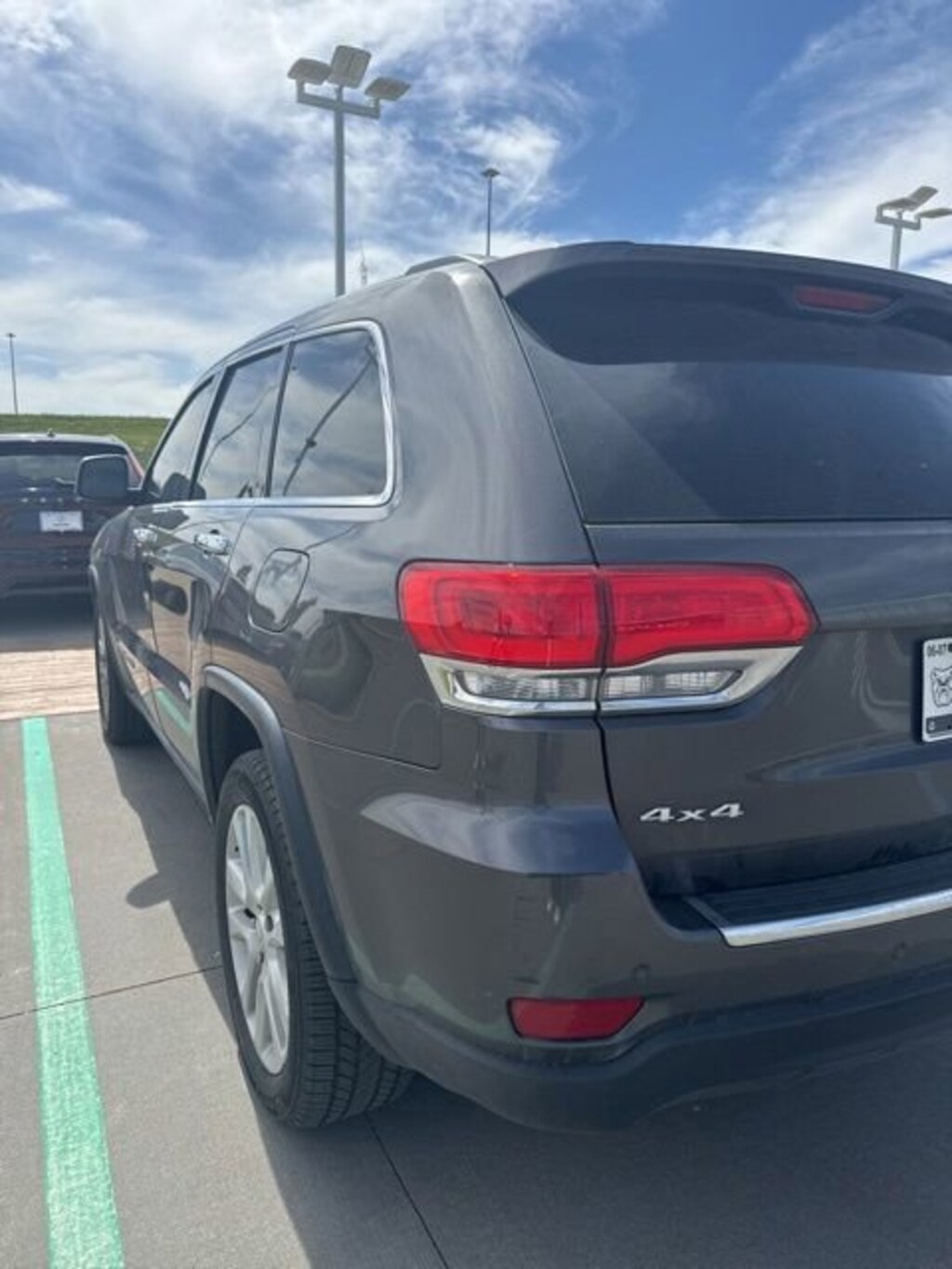 Used 2017 Jeep Grand Cherokee Limited 4x4