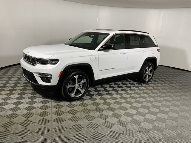 2024 Jeep Cherokee Limited 4xe photo 2