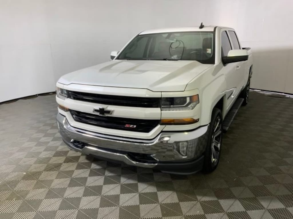 Used 2018 Chevrolet Silverado 1500 LT w/2LT Truck