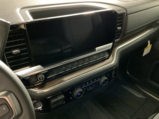 2026 Chevrolet Silverado 1500 LT - Photo 19