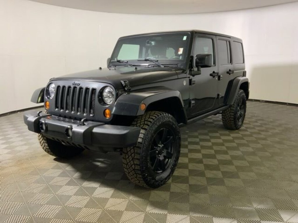 Used 2014 Jeep Wrangler Unlimited Altitude