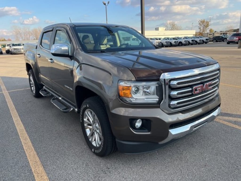 Used 2015 GMC Canyon 4WD SLT Truck