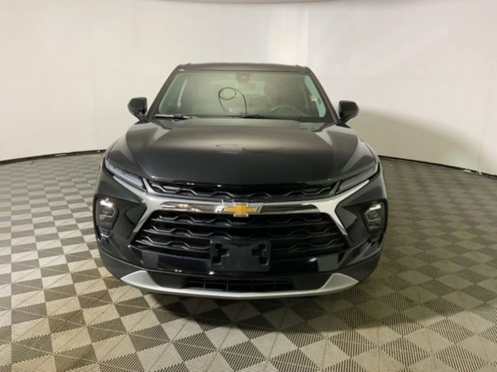 Used 2025 Chevrolet Blazer 2LT SUV
