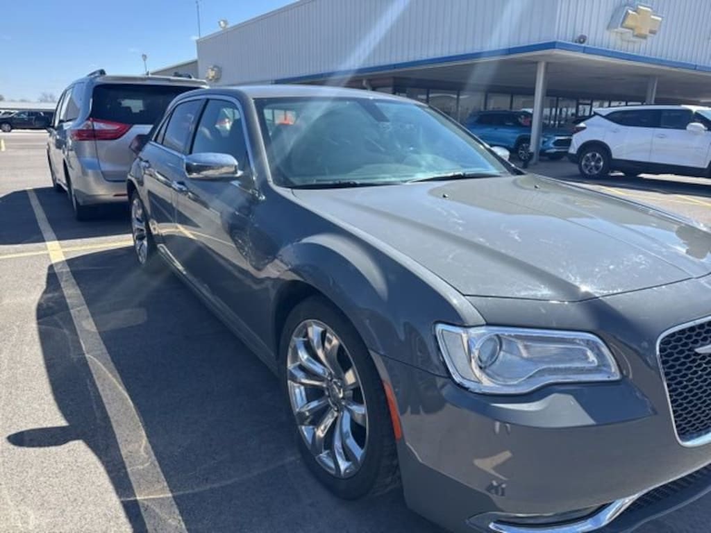 Used 2019 Chrysler 300 Limited