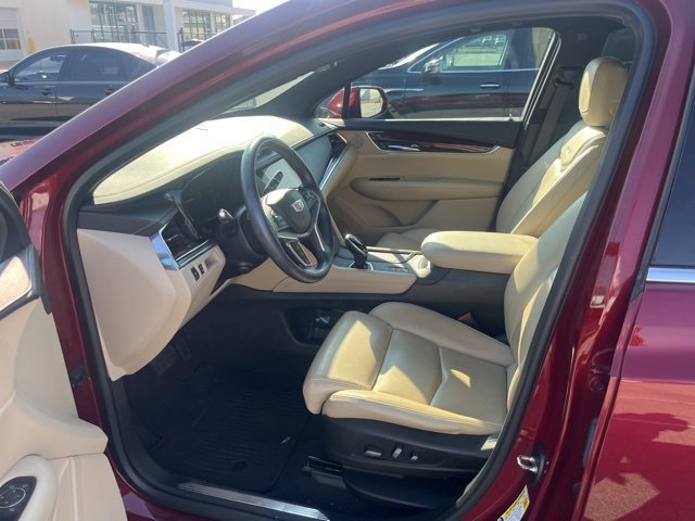 2017 Cadillac XT5 Premium Luxury photo 3