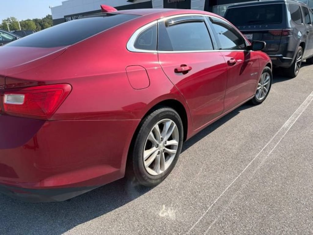 Used 2016 Chevrolet Malibu LT w/1LT Car