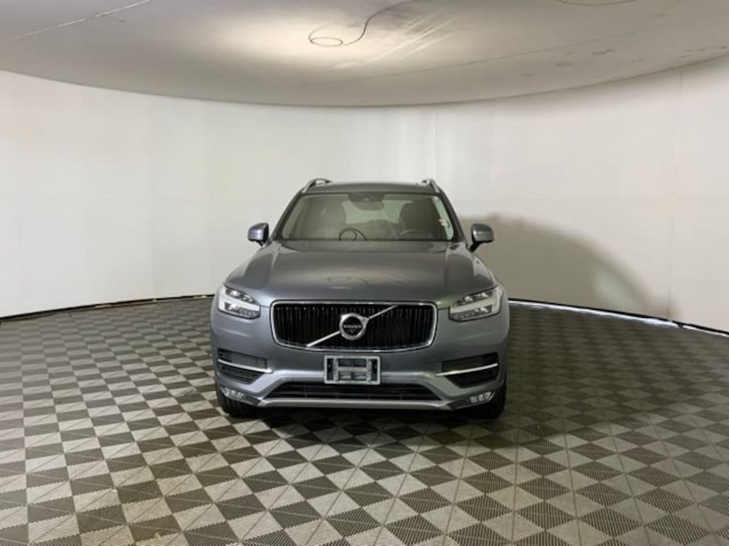 Used 2017 Volvo XC90 T5 AWD Momentum