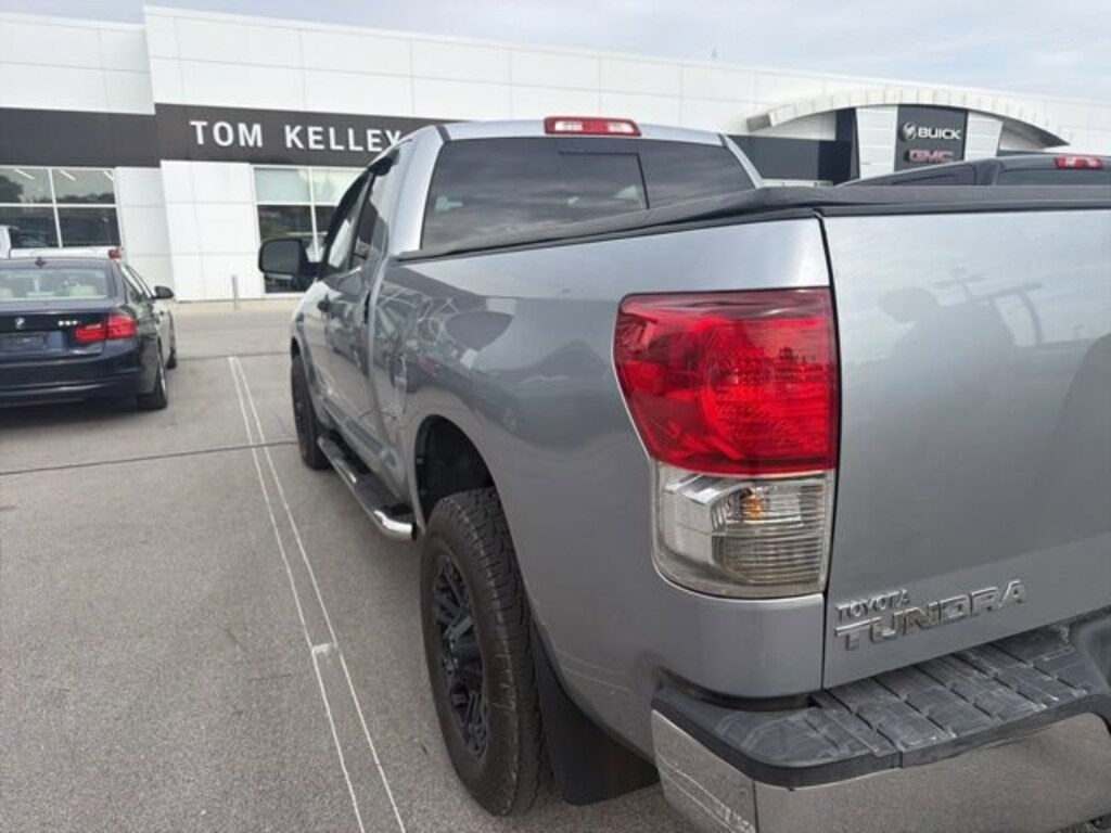 Used 2013 Toyota Tundra 4x4 V8