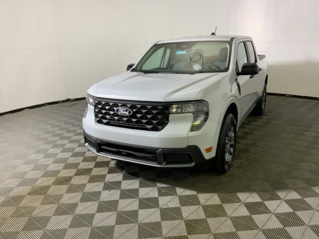New 2025 Ford Maverick XLT Truck SuperCrew