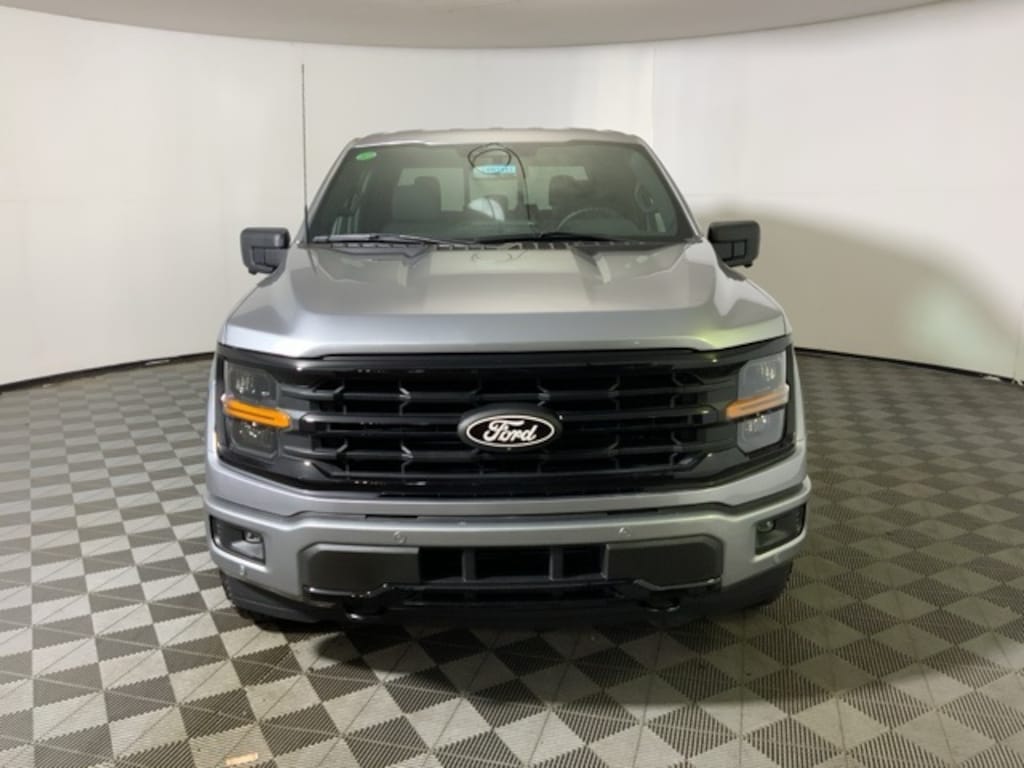 New 2025 Ford F-150 XLT Truck SuperCrew Cab