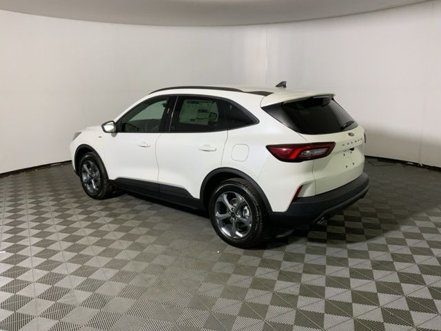 2026 Ford Escape ST-Line - Photo 11