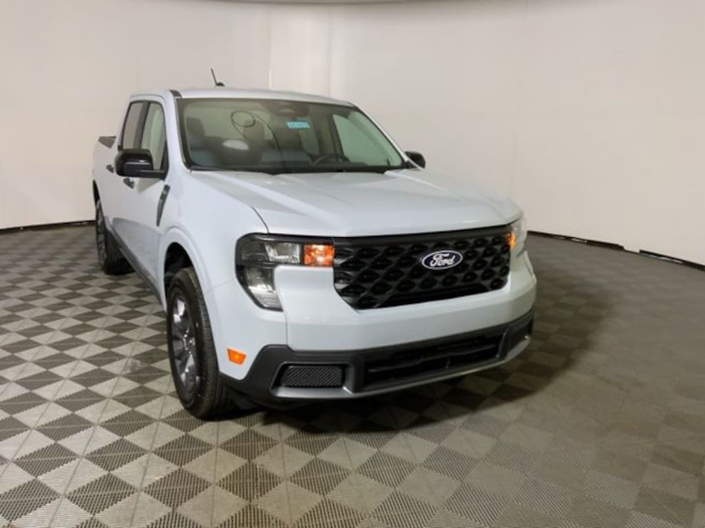 New 2026 Ford Maverick XLT Truck SuperCrew