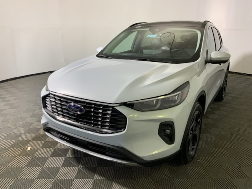 New 2026 Ford Escape Platinum SUV