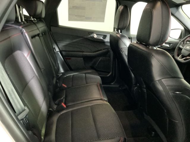2026 Ford Escape ST-Line - Photo 37