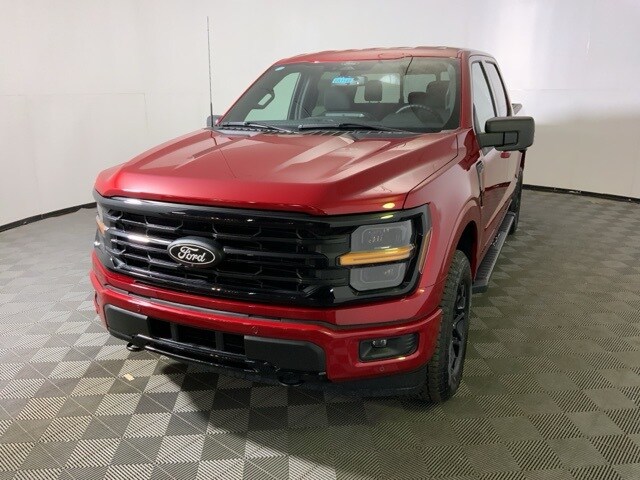 2025 Ford F-150 XLT photo 3