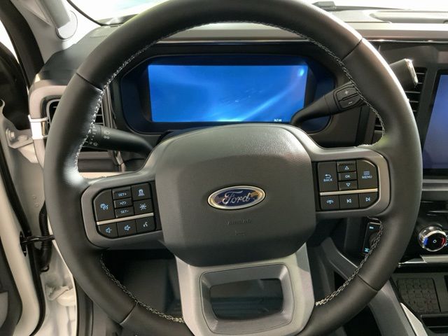 2025 Ford F-350 Super Duty Lariat - Photo 16