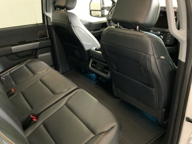 2025 Ford F-350 Super Duty Lariat - Photo 36